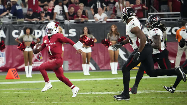 Arizona Cardinals quarterback Kyler Murray runs the ball vs. the Atlanta Falcons in Week 10
